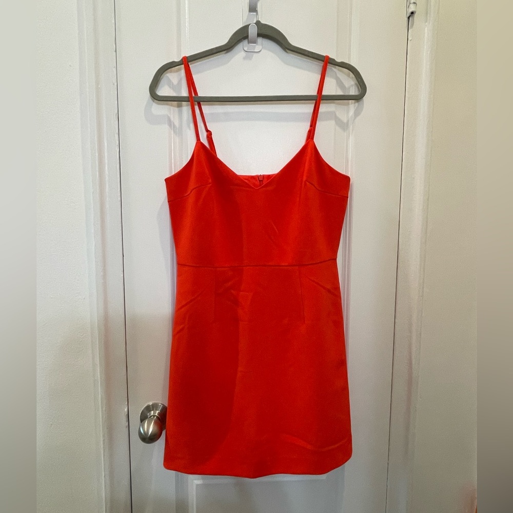French Connection Whisper VNeck Flame Red Dress Size 8 NWT